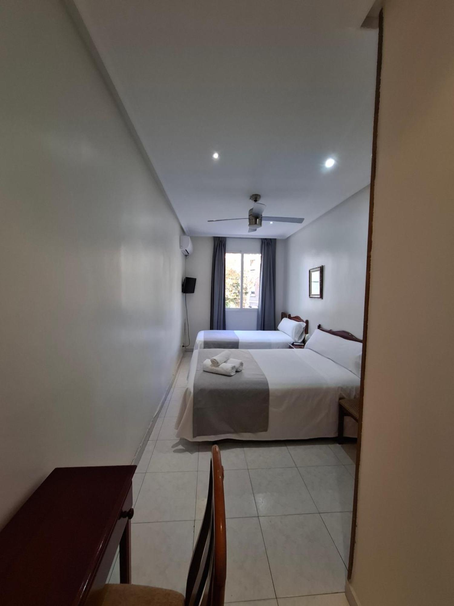 Hostal Villamanez Μαδρίτη Εξωτερικό φωτογραφία
