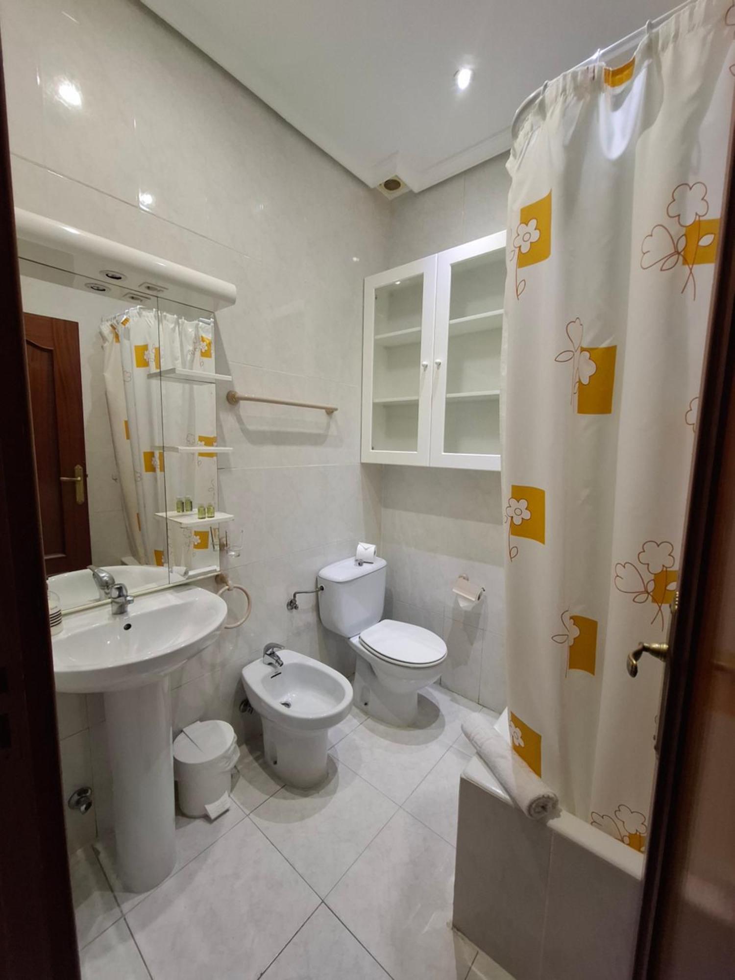 Hostal Villamanez Μαδρίτη Εξωτερικό φωτογραφία