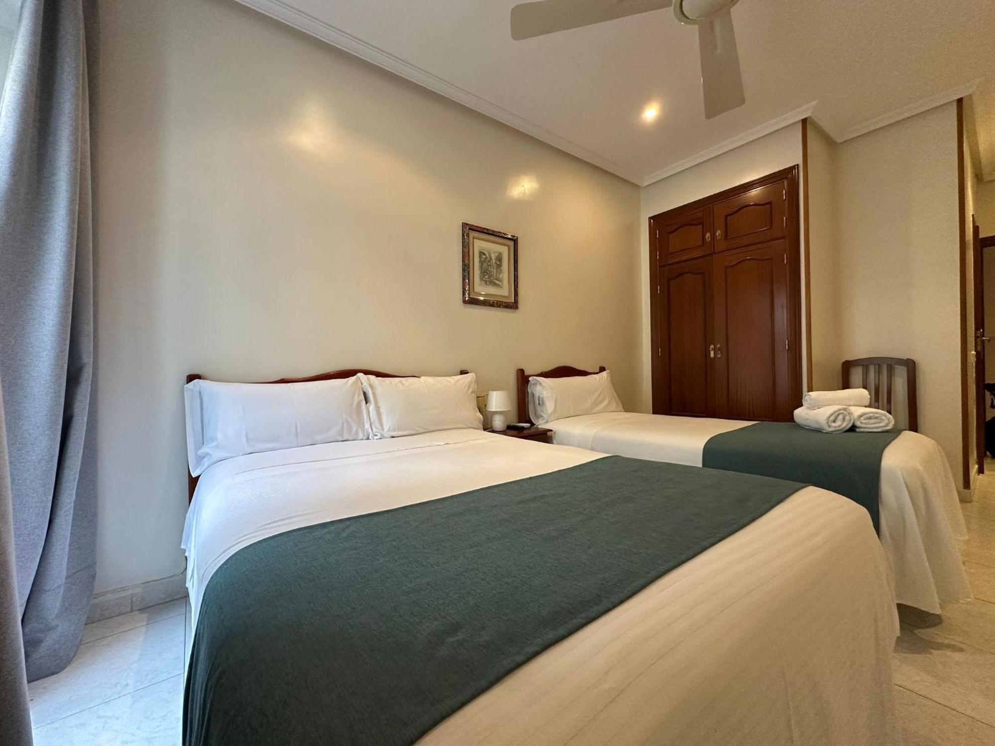 Hostal Villamanez Μαδρίτη Εξωτερικό φωτογραφία