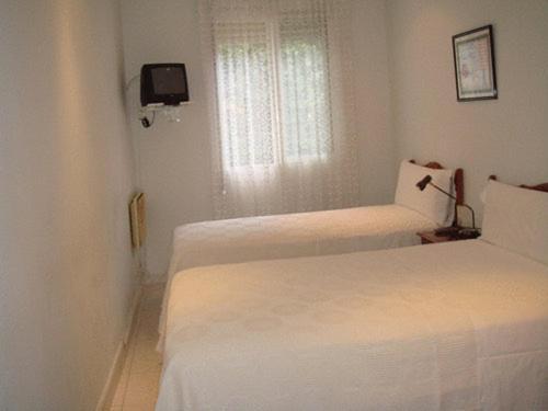 Hostal Villamanez Μαδρίτη Δωμάτιο φωτογραφία